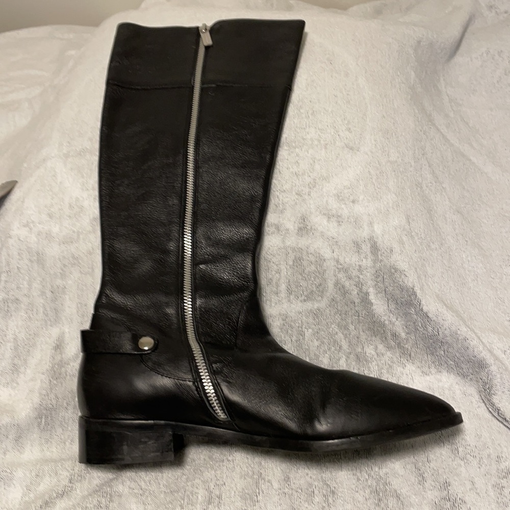 Boots - Picture 2 of 9